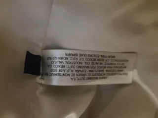 Chaqueta corta Massimo Dutti gris oscuro plumas