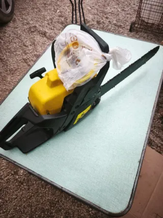 Motosierra McCulloch MAC 335