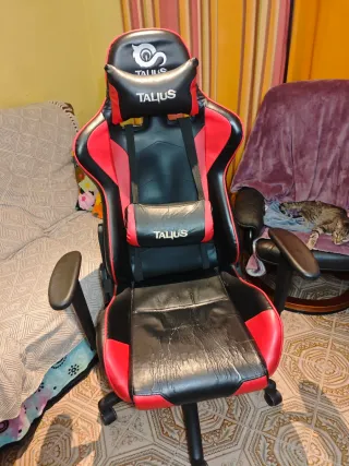 Silla Gaming Talius Roja