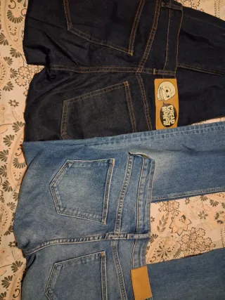 Lote 12 pantalones y 1 falda