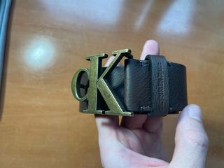 Cinturón Calvin Klein Jeans Hebilla CK Marrón