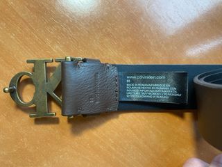 Cinturón Calvin Klein Jeans Hebilla CK Marrón