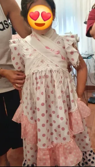 Vestido de flamenca niña