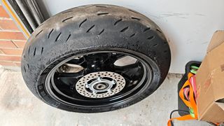 Llanta Trasera Aprilia RSV4 1000