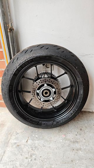 Llanta Trasera Aprilia RSV4 1000