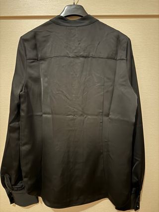 Camicia nera Guess in raso