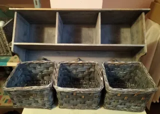 Appendiabiti con 3 cesti in vimini