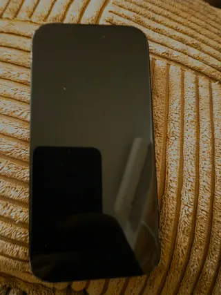 iPhone 15 per parti è l'americano