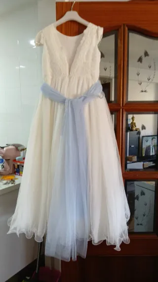 Vestido comunión diadema y cancan 300