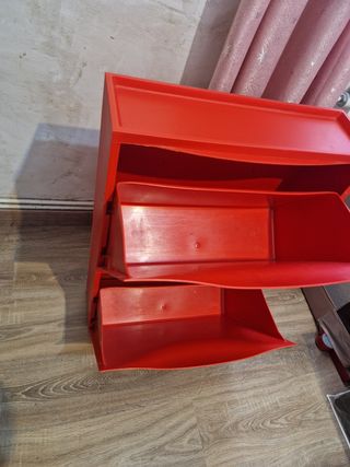 Zapatero ikea rojo