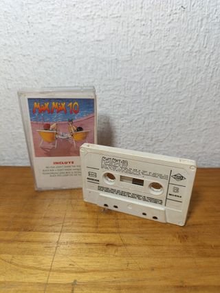 Max Mix 10 - Cassette Max Music 1990