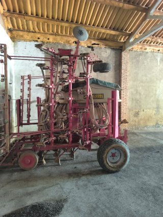 Sembradora Aguirre RS 6000