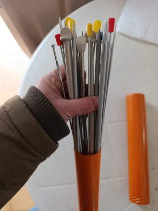 Pack agujas de tejer en caja