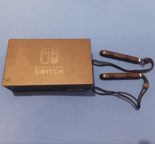 Consola Nintendo Switch Azul y Rojo