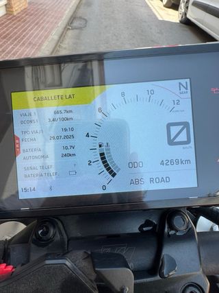 KTM Duke 125cc Naranja y Negra