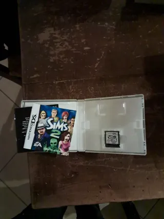 The Sims 2 per Nintendo DS in perfette condizioni!
