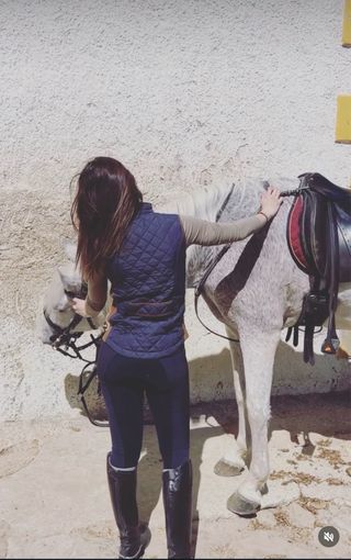 Conjunto Ropa Equitación Chaleco y Pantalón