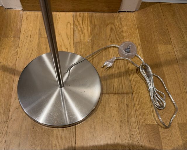 Lámpara de pie moderna dorada 150cm