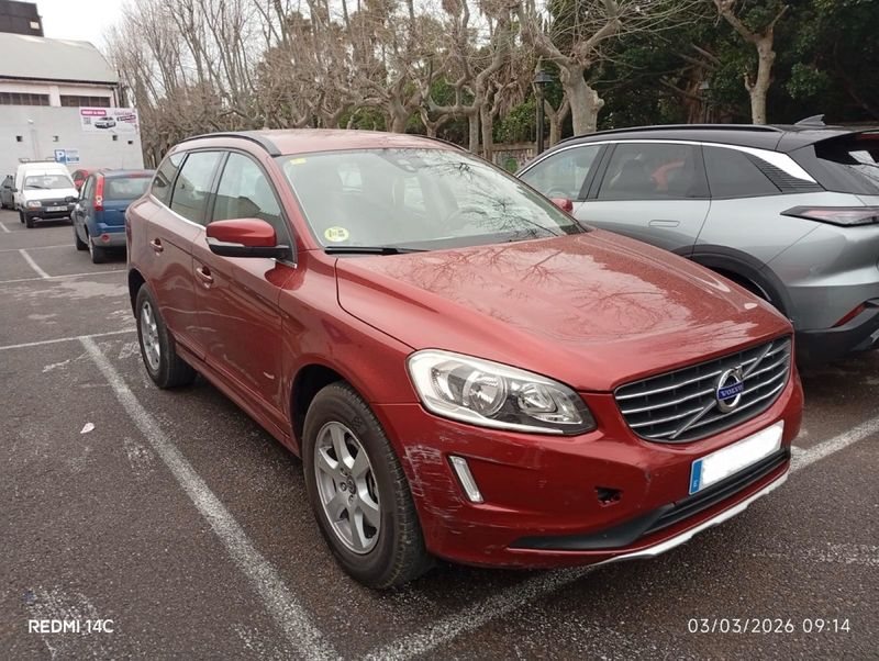 Volvo XC60 2.4d AWD 2014 - foto 1