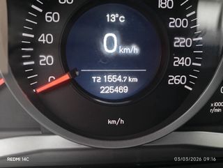 Volvo XC60 2.4d AWD MOMENTUM