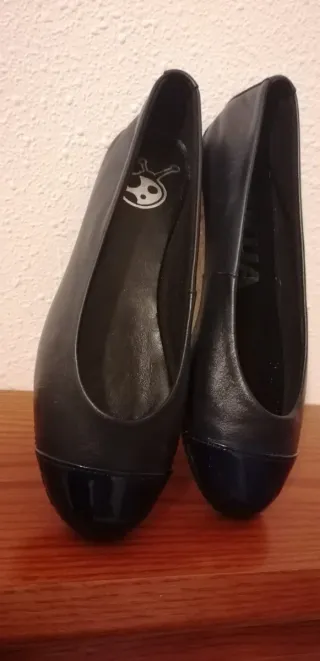 Manoletinas KOKUA Negro/Azul