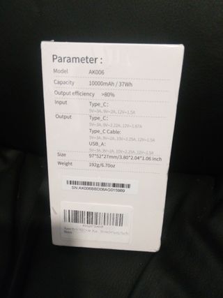 Power Bank 10000mAh USB C 22,5W portatile con LED, nero