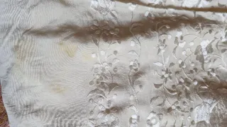 Manton de Manila Beige Bordado