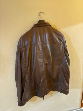 Chaqueta de piel para hombre