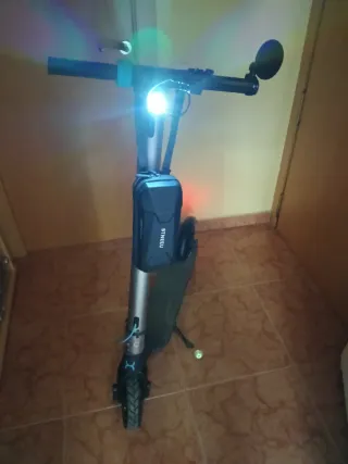 Patinete Eléctrico Cecotec Bongo