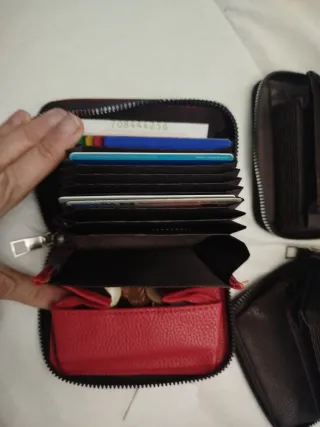 Monederos mujer (negro, marrón, rojo)