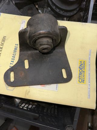 Soporte motor SEAT 127