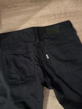 Pantalón Levi's Mujer Talla 26x34 Negro