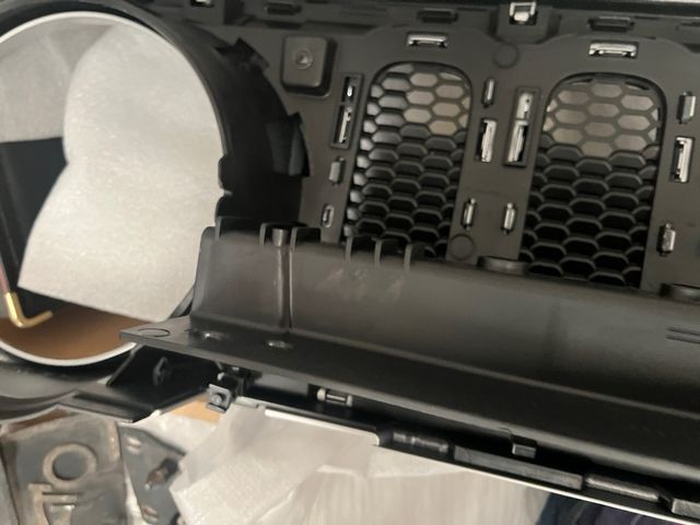 Parrilla Jeep Renegade 2016 Cromada