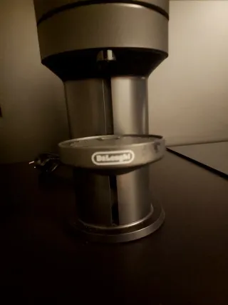 Cafetera Nespresso DeLonghi