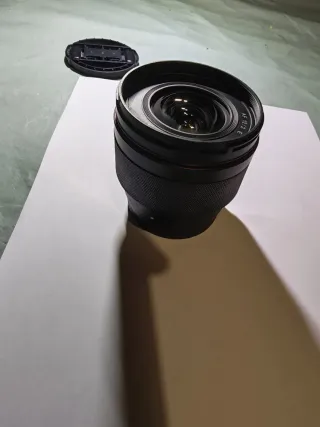 Objetivo Samyang AF 12mm F2 Muy bien estado.