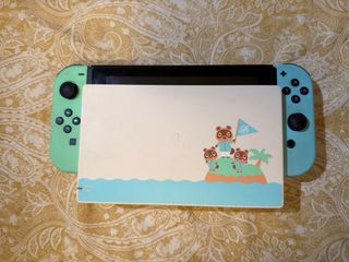 Nintendo Switch Edición limitada Animal Crossing