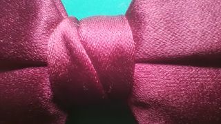 Pajarita novio raso rojo brillante vintage nueva