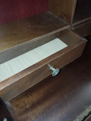 Escritorio de madera vintage