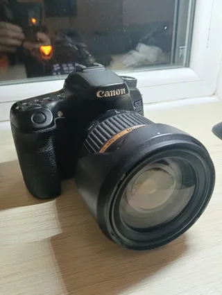 Canon 70D + Lente 17-50mm F2.8