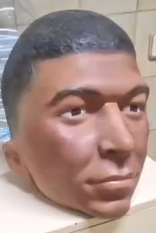 Máscara Kylian Mbappé