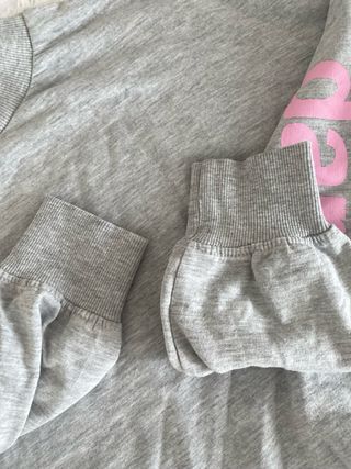 Sudadera Bershka gris y rosa mujer Talla S