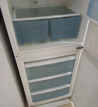 Nevera Daewoo blanca