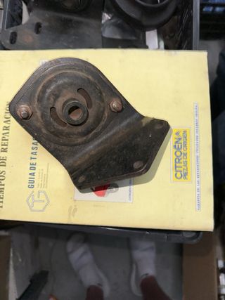 Soporte motor Seat 127 lado derecho