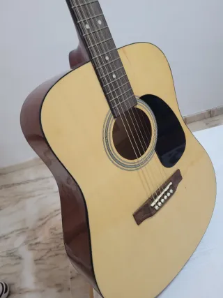 Guitarra Acústica Marrón