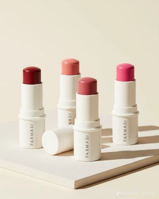 Holaaa!! Soy Asesora de Farmasi!!