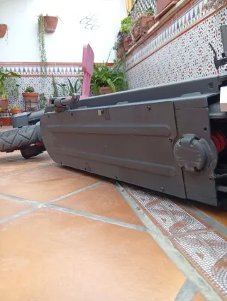 Patinete Xiaomi 5 Pro y Cecotec Bongo M30