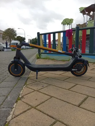 Patinete Xiaomi 5 Pro y Cecotec Bongo M30