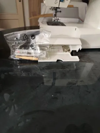 Máquina de coser SilverCrest electrónica