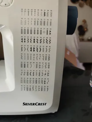 Máquina de coser SilverCrest electrónica