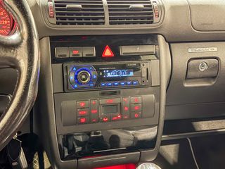 Audi S3 1.8 T quattro